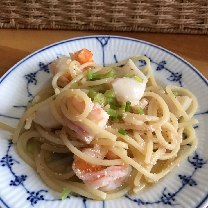 ホタテと海老のたらこガーリックパスタ